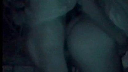 Herrin ließ devote Sklavin ihre Beine geiler porn lecken