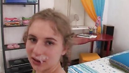 Schöne sexfilme hd kostenlos Blondinen von DDF Network masturbieren geschickt
