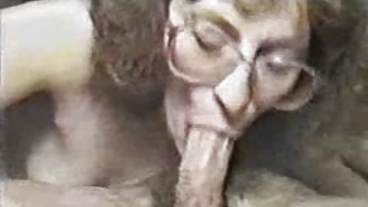 White Shmara weckte ihre kostenfreie sexvideos Freundin Negro mit einem guten Sog