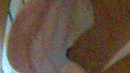 Junge Leute mit mature sexfilme einer guten Fantasie spielen in einem Bordell