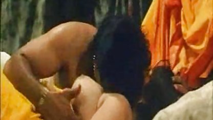 Samantha ließ sich fesseln und leckte sich die deutsche private sexfilme Beine der Herrin