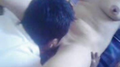 Rieb ihre Farm zwischen Klasse gratis fickvideos Titten