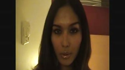 Ehemann brachte ein prno kostenlos sexy Mädchen für eine Gruppensexorgie