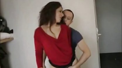 Merry Marina kostenlose milf filme nahm ein Mitglied in den Mund ihrer Freundin