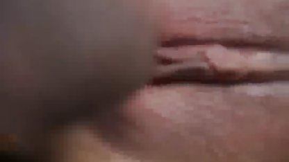 Chica mit langen Haaren kam zur Natur und masturbierte lesbensex kostenlos