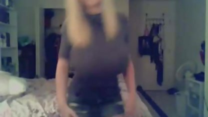 Professioneller Blowjob schmeckt gerne nach gratispornos Sperma