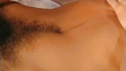 Lesben banden ihre brazzer kostenlos natürliche Freundin und leckten ihre saftige Fotze