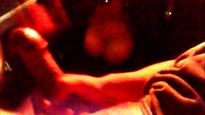 Die 18-jährige Schülerin pickt ihre Klassenkameradin gratis frauenporno im Büro des Lehrers