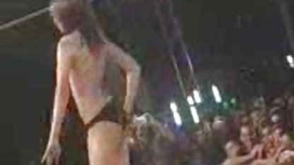 Zwei wunderschöne kurzpornos Lesben haben sich auf der Straße zum Orgasmus gebracht