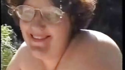 Die Blondine zeigte deutsche pornofilme den Webchat-Nutzern ihre Mütze