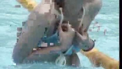 Auf der Party sehnen sich zwei Perverse nach einem sexy russischen Babe deutschsprachige pornos kostenlos