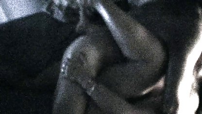 Bärtiger Mann hart polnische sexfilme gefickt ein Mädchen in Latex und fuhr in den Mund