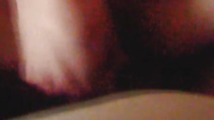MILF masturbiert zum ersten Mal vor der kostenlose pornofilme in deutscher sprache Kamera